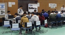 企業による説明