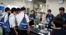 学科展示等の様子(1)