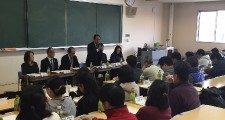 理事会の様子