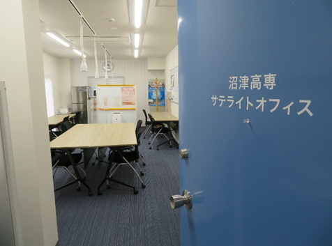 N-com内部1