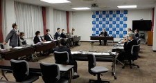 同窓会幹部との意見交換の様子
