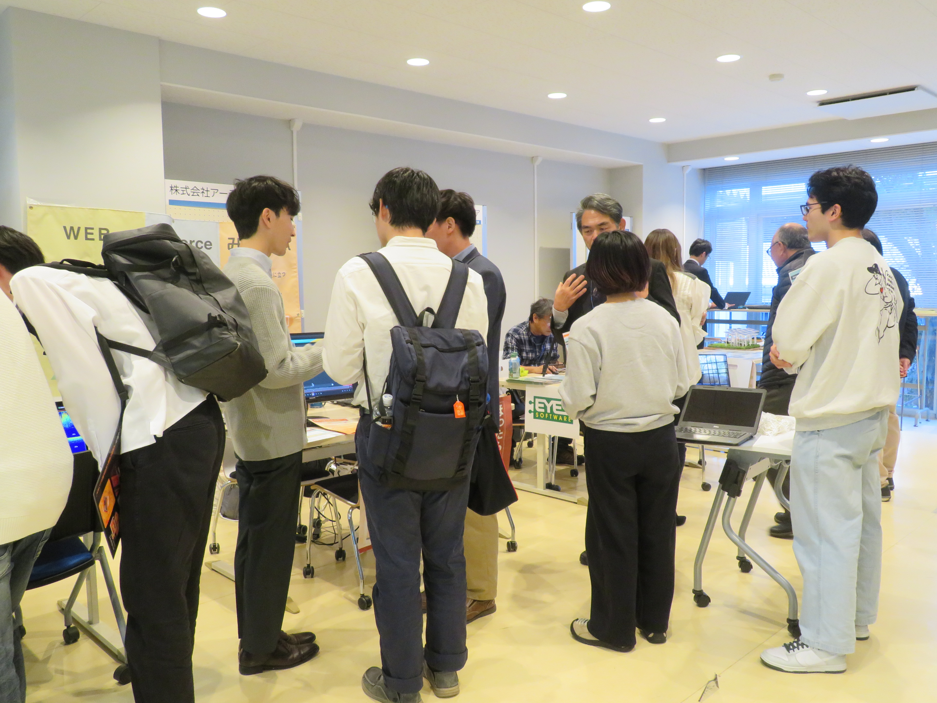 静岡県東部テクノフォーラムin沼津高専 企業紹介展示