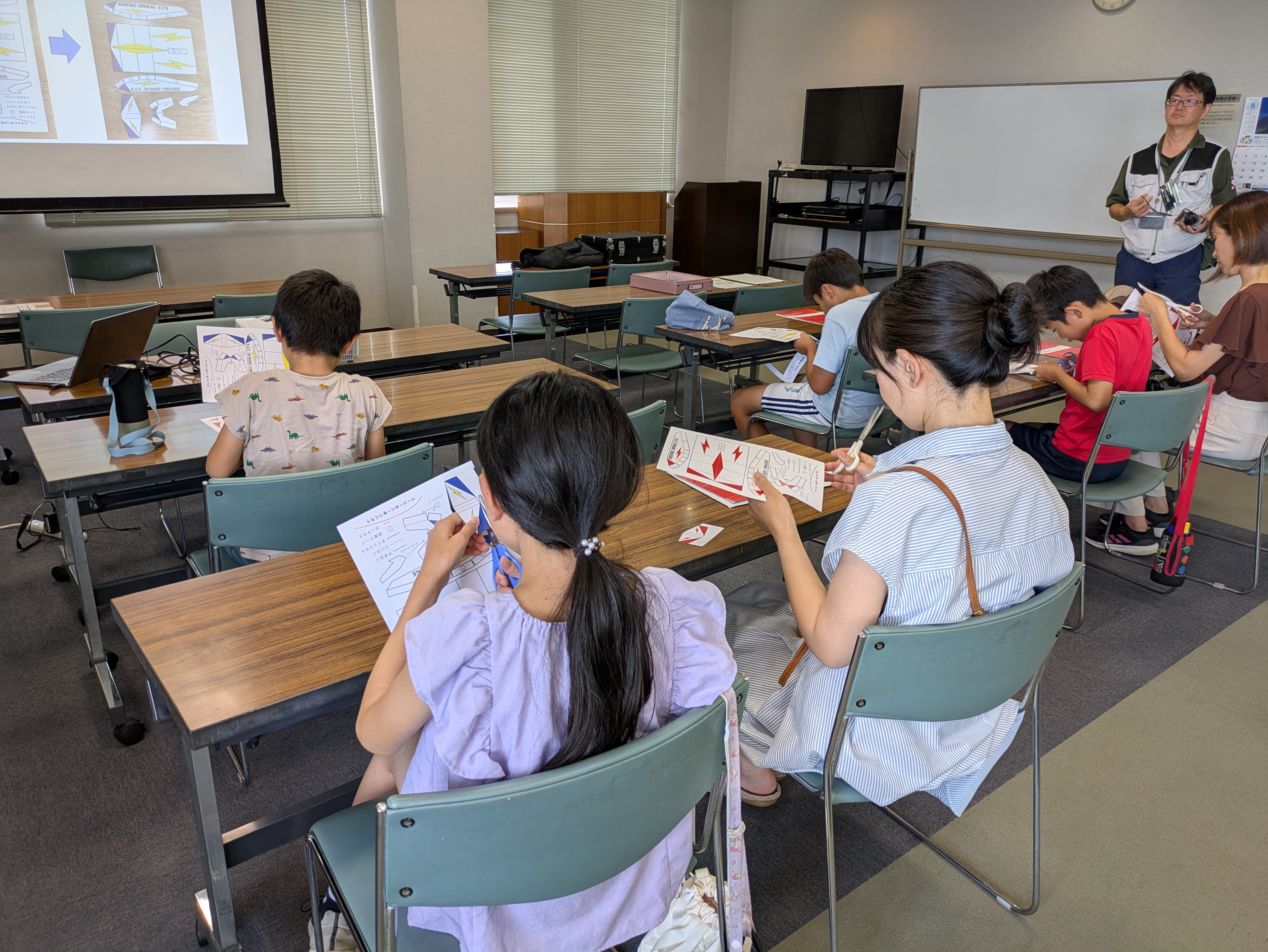 裾野市東西公民館で出前授業