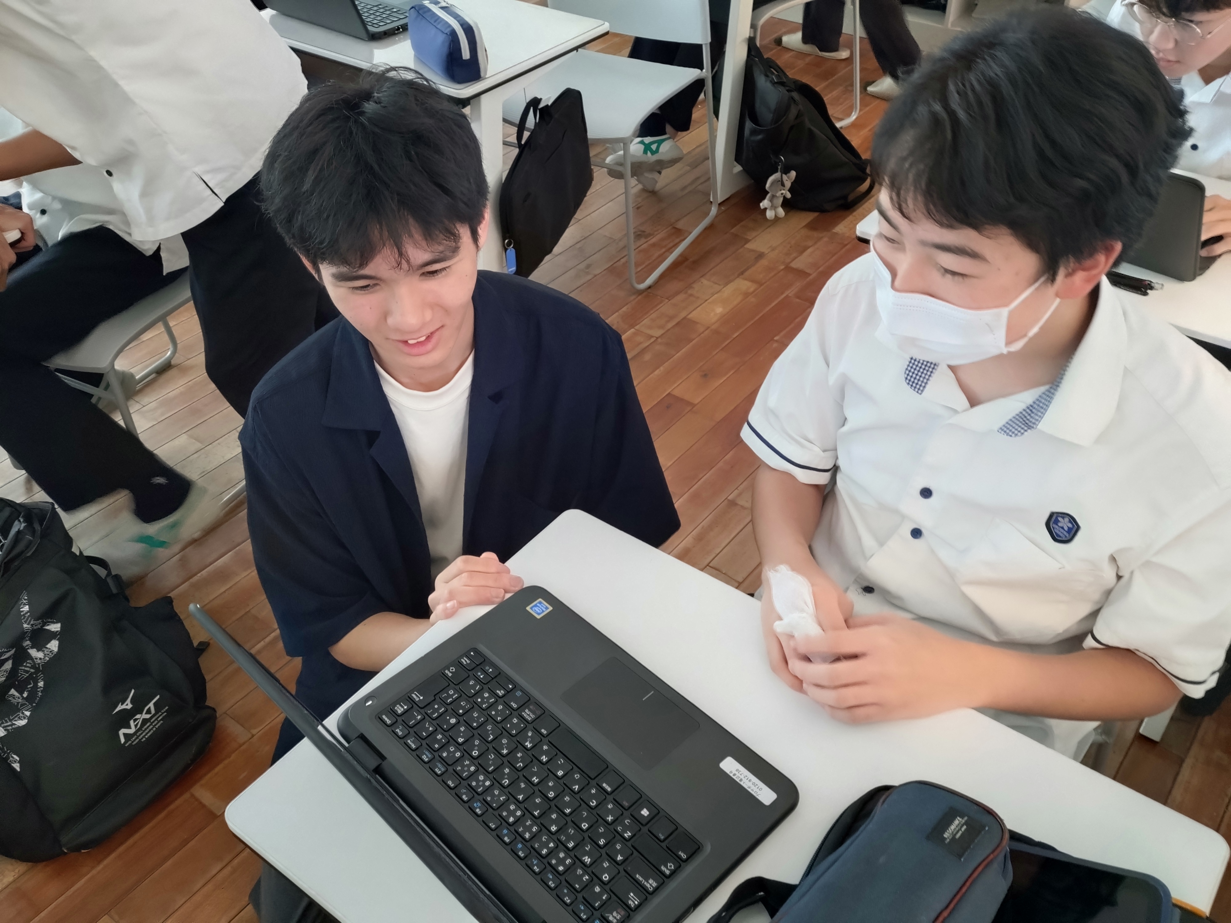 静岡大成中学校にて、出前授業