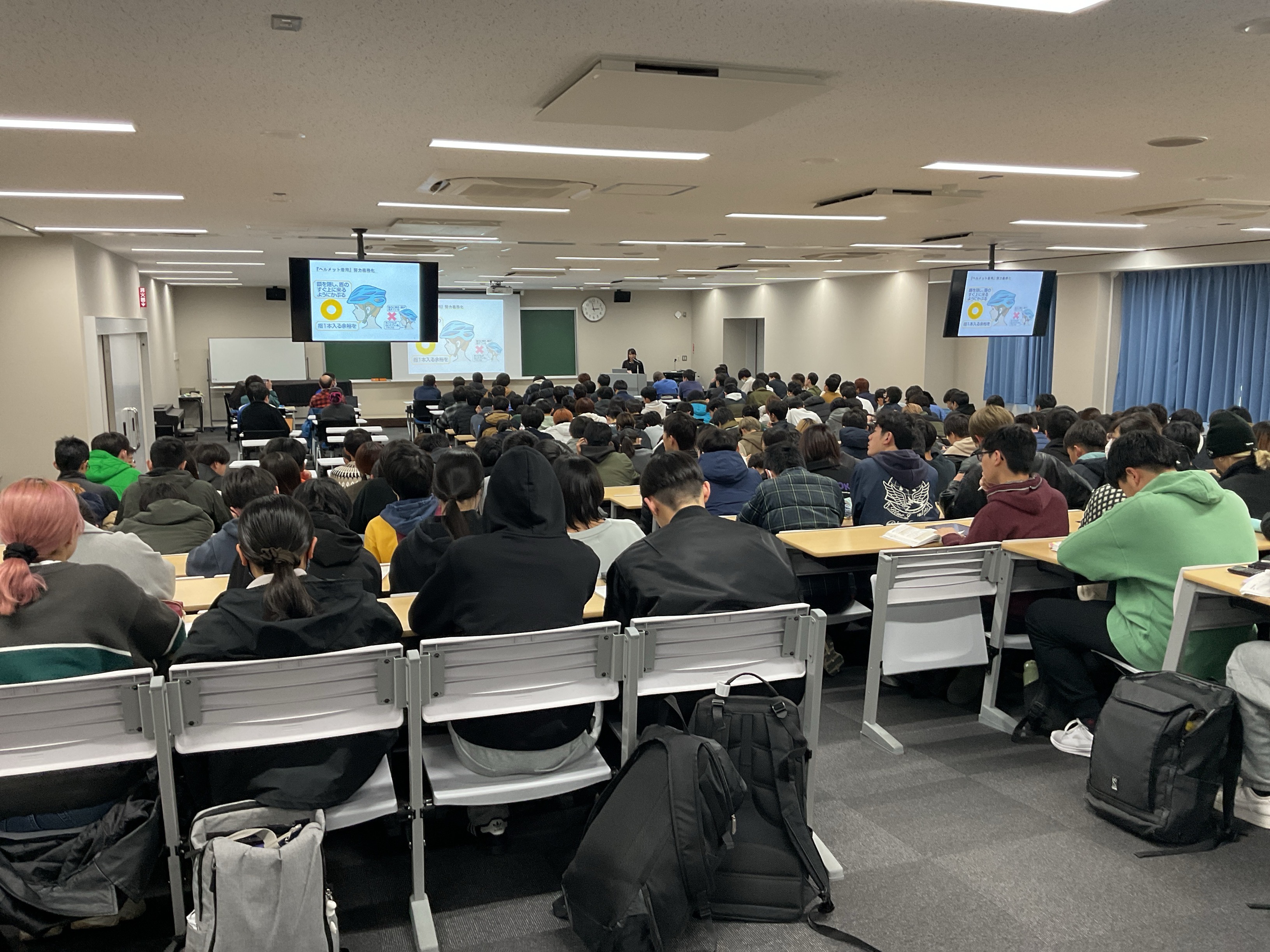 2年生対象の交通講話