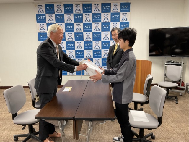 古岡奨学生 第44期生 卒業激励会