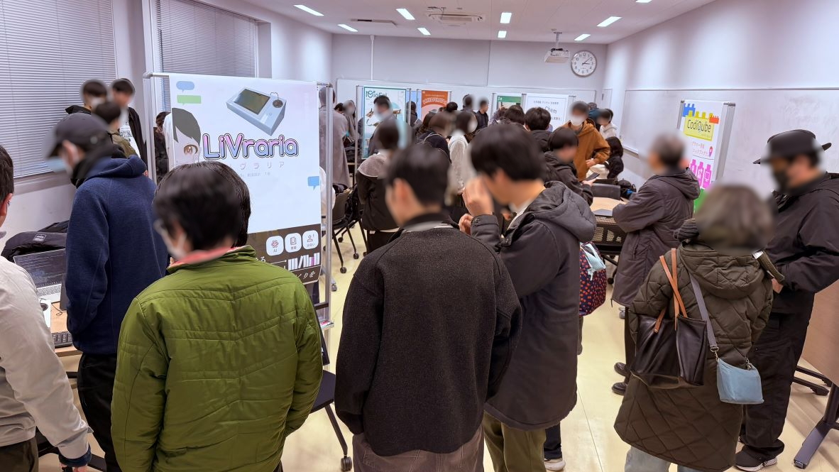 制御情報工学科4年生の創造設計作品発表会