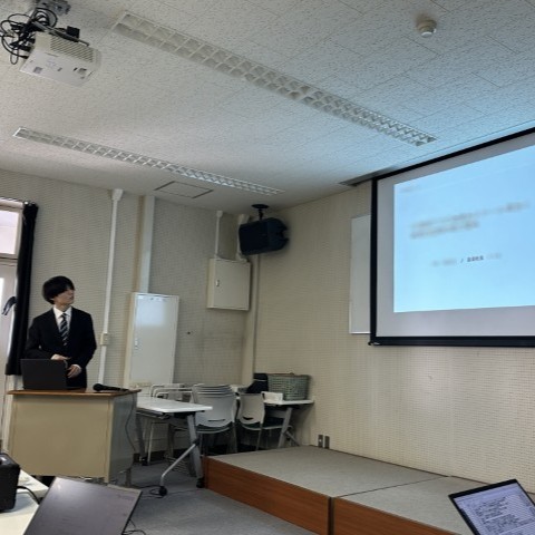 電子制御工学科長 大久保 進也