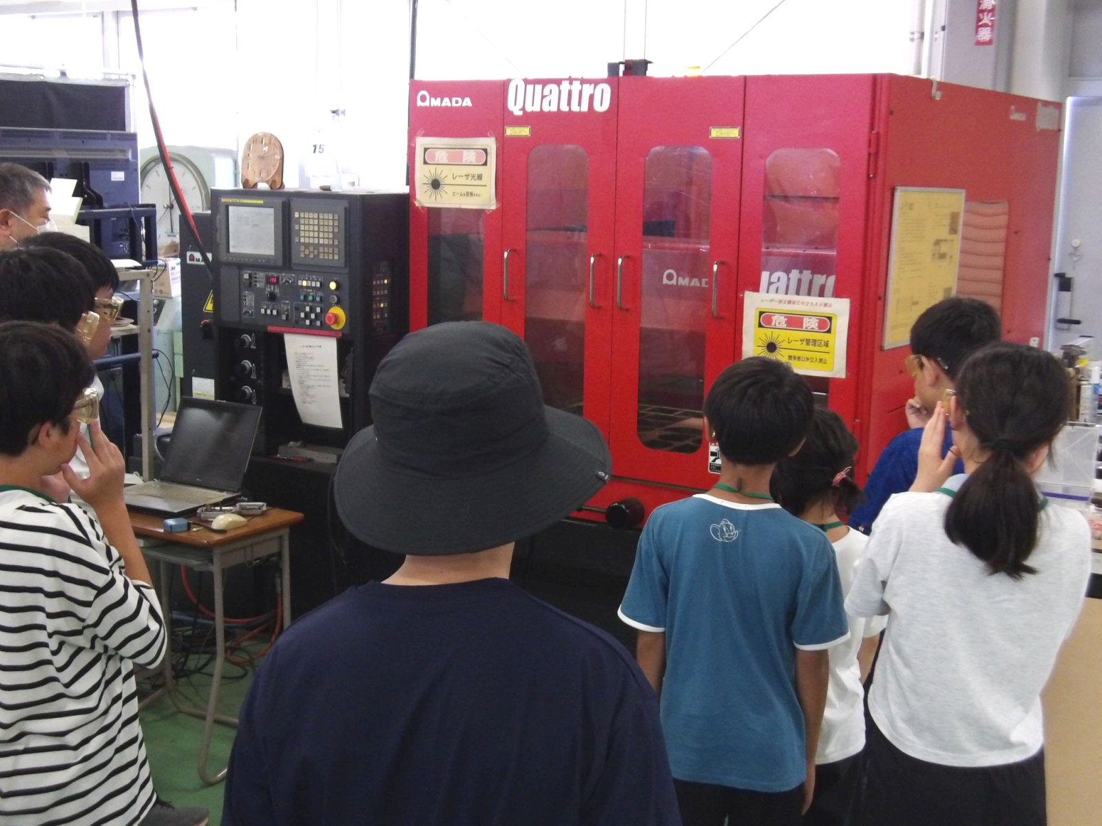 公開講座「レーザー加工で時計を作ろう」