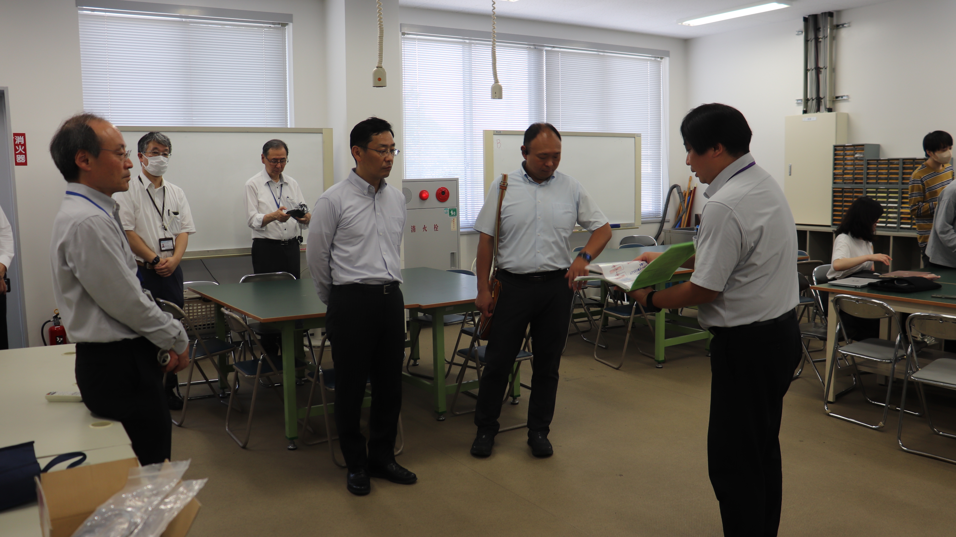 沼津高専とともに歩む議員連盟が本校を視察