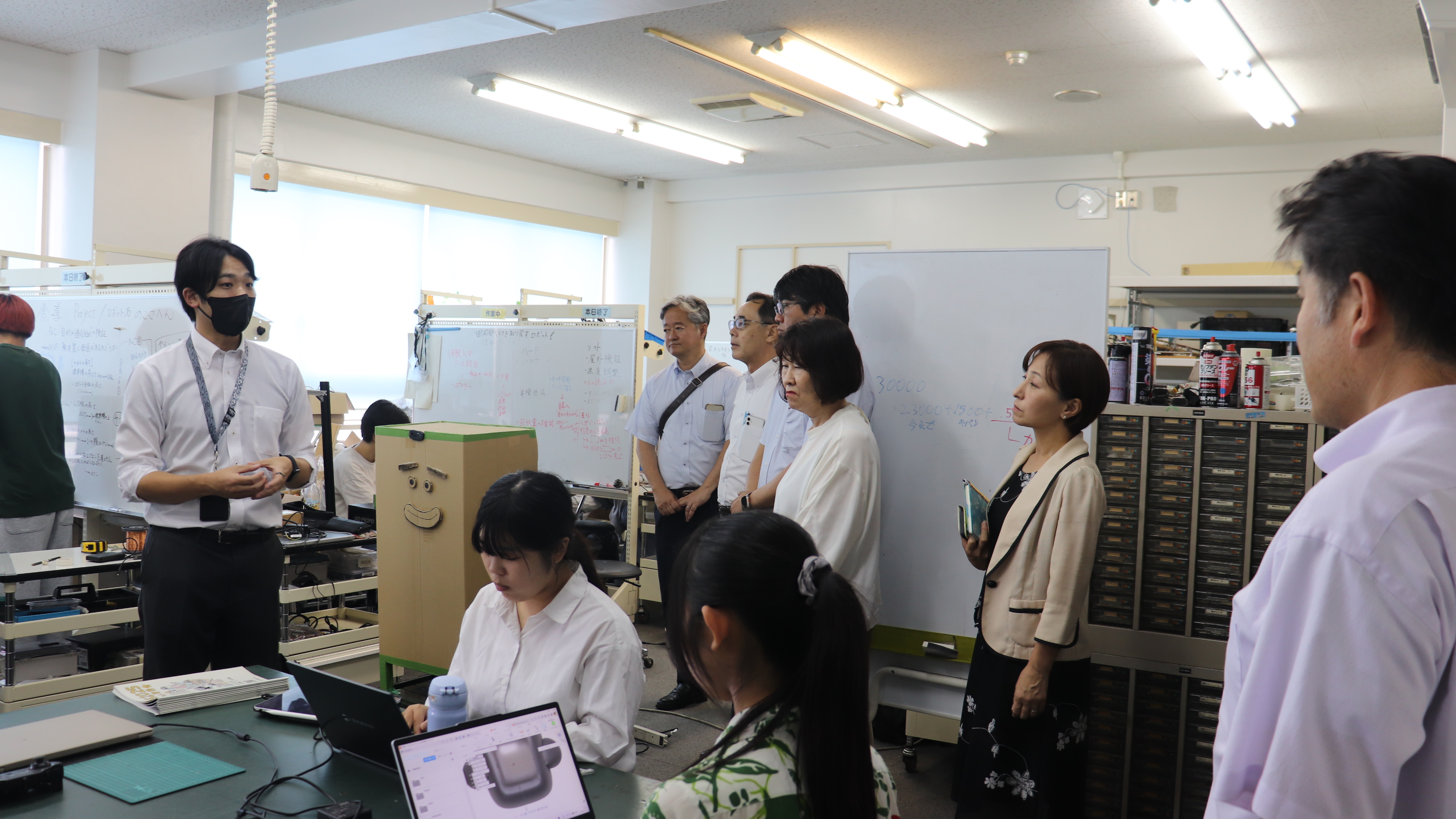 沼津高専とともに歩む議員連盟が本校を視察