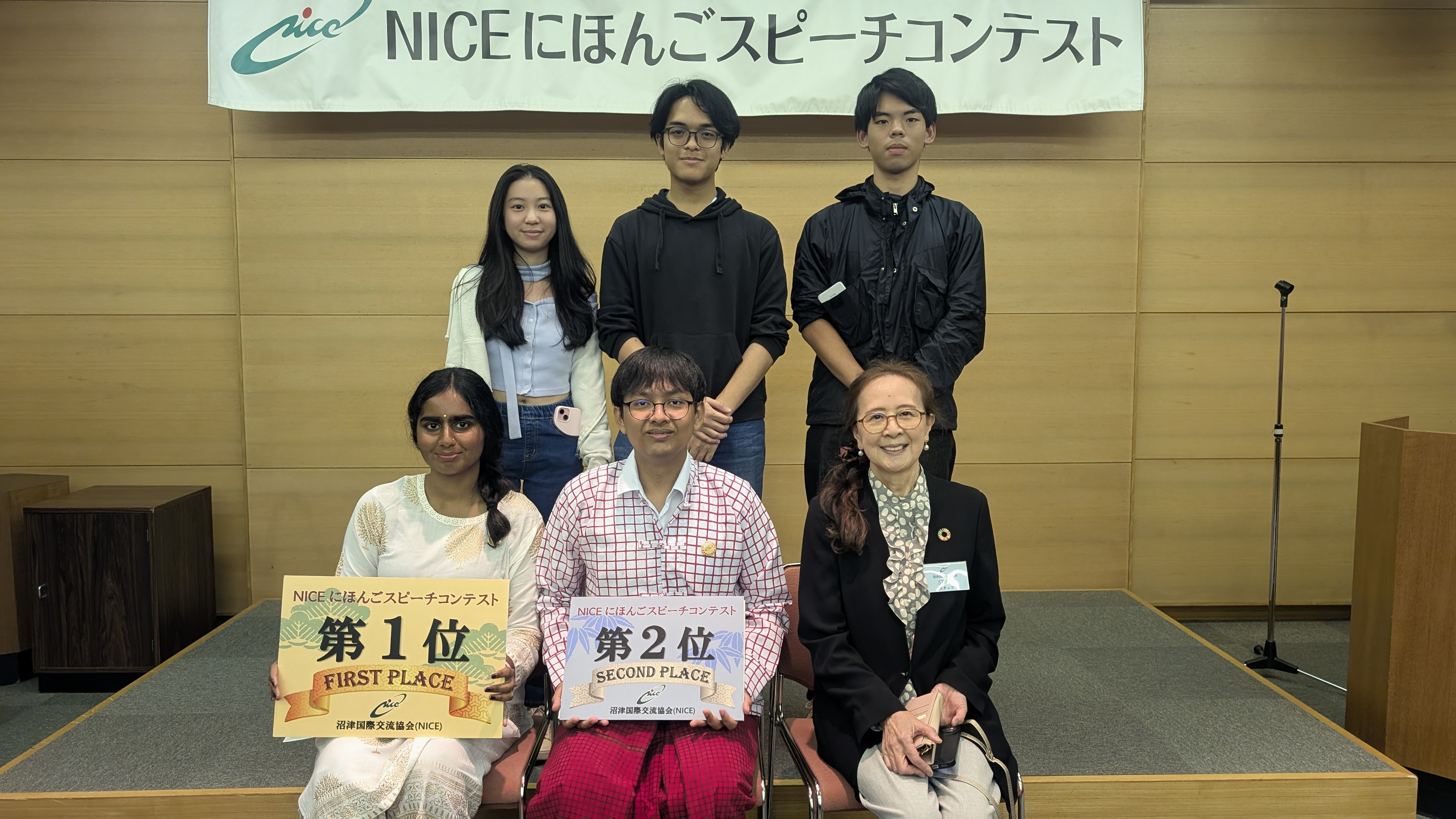 日本語スピーチコンテストで本校留学生が1位・2位を受賞